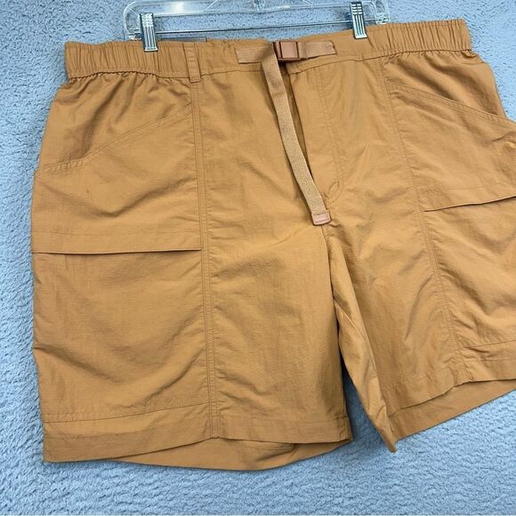 Eddie Bauer Rip Stop Tech Shorts Mens Beige Cargo Elastic Waist Hiking Outdoor - Picture 2 of 16